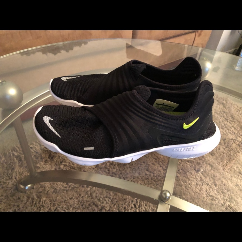 Women’s Nike Free RN Flyknit 3.0 Black-Size 9.5